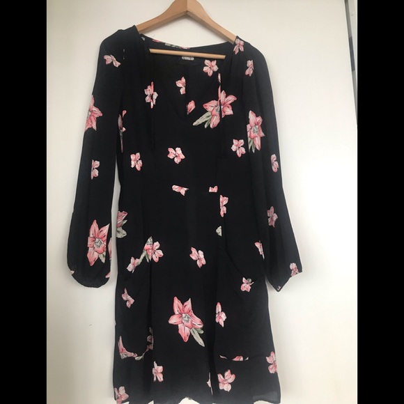 Reformation Mischa Dress - Picture 2 of 5
